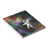 Astronaut mit Balloons Notizblock (angewinkelt)