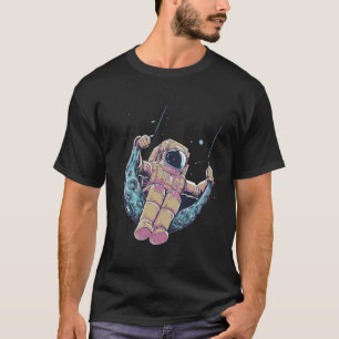 Astronaut Mond Weltraumfahrer Schwingt auf dem Mon T-Shirt