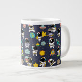 Astronaut Outer Space Cartoon Jumbo-Tasse (Vorderseite Rechts)