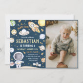 Astronaut Outer Space Geburtstagsparty Foto Einladung (Vorderseite)