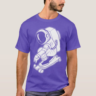 Astronaut Skateboard Athlete or Sports Lover Gift T-Shirt