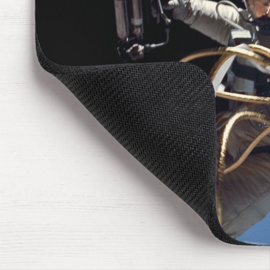 Astronaut Space Walk Mousepad (Ecke)