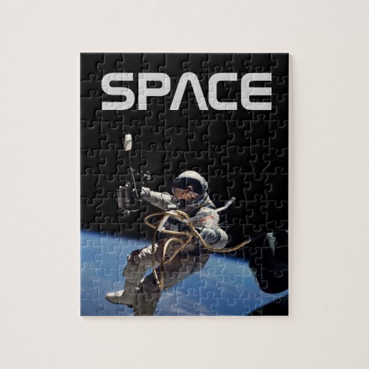 Astronaut Space Walk Puzzle (Vertikal)