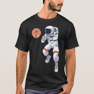 Astronaut spielt Basketball im Weltraum T-Shirt