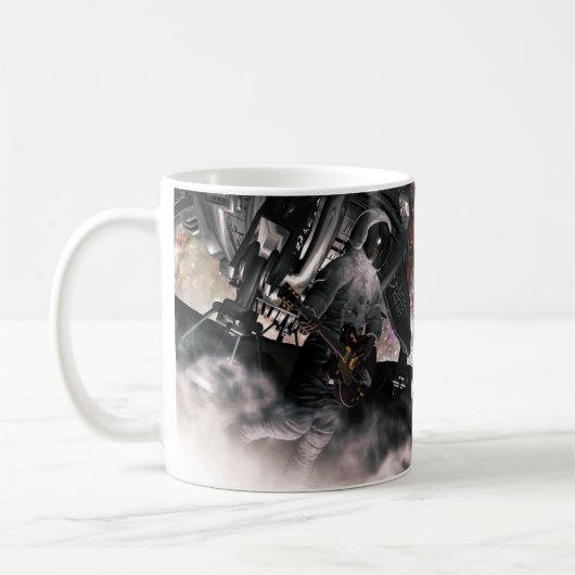 Astronaut spielt Gitarre. Personalisiert Kaffeetasse (Links)