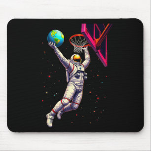 Astronaut spielt Sketll-Planeten Weltraum Mousepad