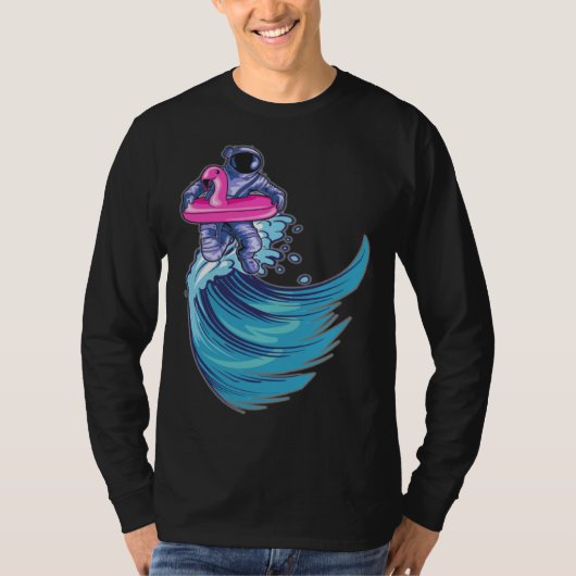 Astronaut Surfing Ocean Waves With Pink Flamingo F T-Shirt (Vorderseite)