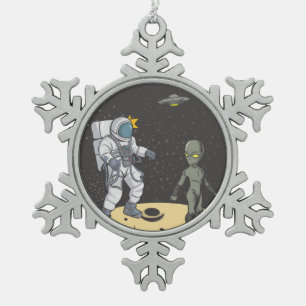 Astronaut und Alien Schneeflocken Zinn-Ornament
