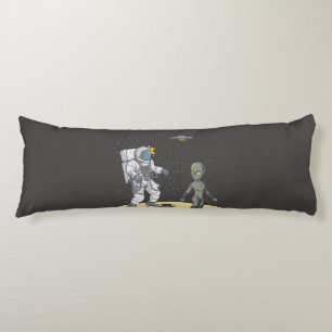 Astronaut und Außerirdischer   Seitenschläferkissen