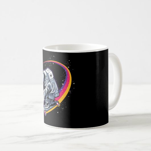 Astronaut und Skateboard Kaffeetasse (VorderseiteRechts)
