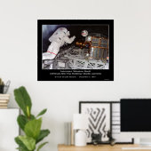 Astronaut Winston Scott freischwebende Roboter-Kam Poster (Heimbüro)