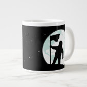 Astronaute-Silhouette Jumbo-Tasse (Vorderseite Rechts)