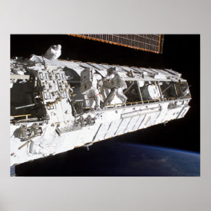 Astronauten arbeiten an der Internationalen Raumst Poster