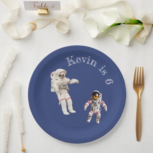 Astronauten im Monogrammnamen Pappteller (Hochzeit)