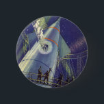 Astronauten mit Vintager Science Fiction auf Raket Button<br><div class="desc">Vintage Illustration futuristisches Reise- und Transportbild mit Astronauten,  die sich von der Boden-Crew verabschieden,  während sie auf ihrem Raketenschiff in den Weltraum fliegen,  um Außerirdischen auf fremden Planeten zu besuchen. Ein klassischer 50er Retro-Comic Buch sci fi Design der Zukunft.</div>