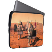 Astronauten richten Wetterausrüstung auf Mars ein. Laptopschutzhülle (Vorne Rechts)