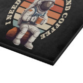 Astronauten trinken Kaffee Schneidebrett (Ecke)