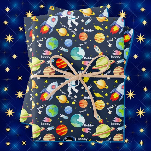 Astronautenjunge personalisieren das Namensraumsch Geschenkpapier Set