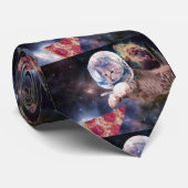 Astronautenkatze, die eine Pizzasuppe jagt Krawatte (Gerollt)