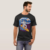 Astronautensurfen im Weltraum T-Shirt (Vorne ganz)