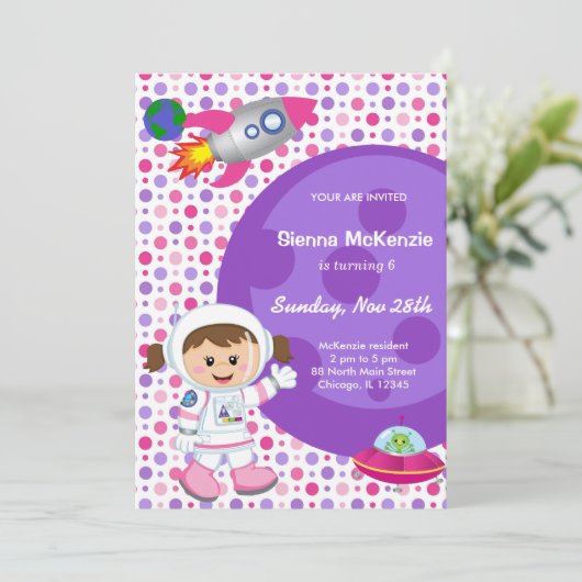 Astronautin Birthday Thema Einladung (Stehend Vorderseite)