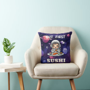 Astronautin frisst Sushi-weißen Text Kissen