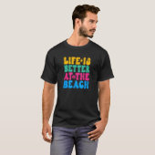 At The Beach Summer Vibes Travel Vacation T-Shirt (Vorne ganz)