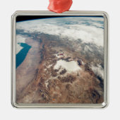 Atacama Wüste und Salzfladen in den Anden Ornament Aus Metall (Vorne)