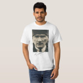 Atatürk Zitat  T-Shirt (Vorne ganz)