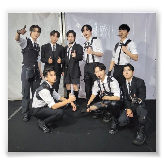 'ATEEZ'-Plakat Fotodruck (Vorne)