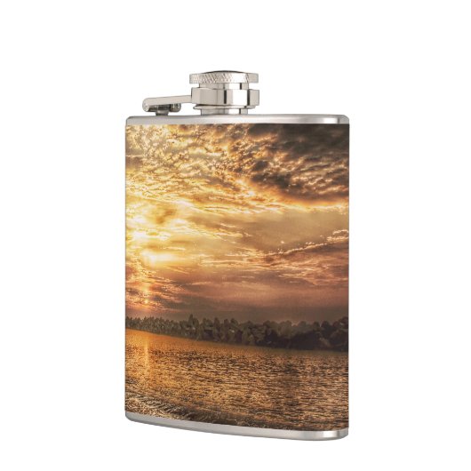 Atemberaubend Beach Sunrise Flachmann (Links)