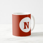 Atemberaubend dunkelrote Monogramm Kaffeetasse (VorderseiteRechts)