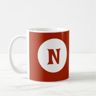 Atemberaubend dunkelrote Monogramm Kaffeetasse
