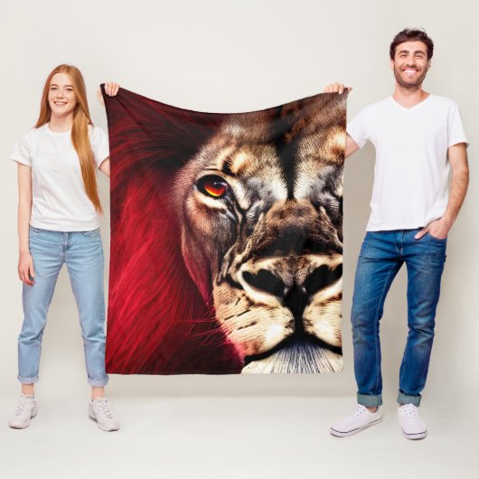 Atemberaubend Fierce Wilderness Male Lion Fleecedecke (Beispiel)