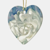 Atemberaubende Georgia O'Keefe weiße Rose und Keramikornament (Links)