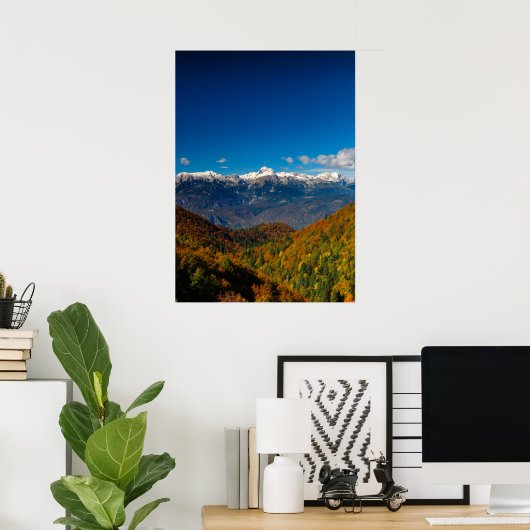 Atemberaubende Herbstlandschaft auf dem Triglav Poster (Heimbüro)
