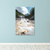 Atemberaubende Landschaft im Krnica-Tal, Slowenien Leinwanddruck (Insitu (Holzboden))