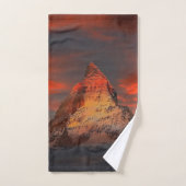 Atemberaubende matterhornrote Himmelslandschaft Badhandtuch Set (Handtuch)