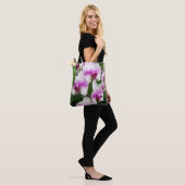 Atemberaubende Rosa und weiße Orchideen Tasche (Am Model)