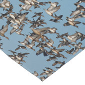 Atemberaubende Winterenten im Flug Großer Tischläufer (Ecke)