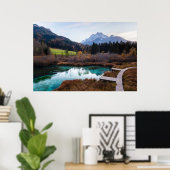 Atemberaubende Zelenzi, Slowenien im Herbst Poster (Heimbüro)