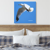atemberaubender Ring-Billed Gull im Flug Leinwanddruck (Insitu (Schlafzimmer))