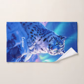 Atemberaubender Schneeleopard auf dem Felsen Badhandtuch Set (Handtuch)