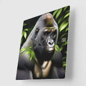 Atemberaubender Silver Back Gorilla - Jungle King Quadratische Wanduhr (Winkel)