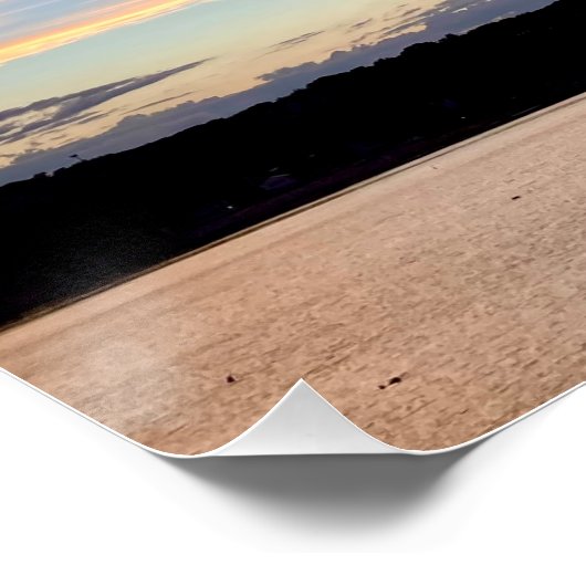 Atemberaubender Sonnenuntergang mit einem Hochglan Poster (Ecke)