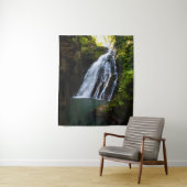Atemberaubender Wasserfall mit Sonnenlicht Wandteppich (Beispiel)