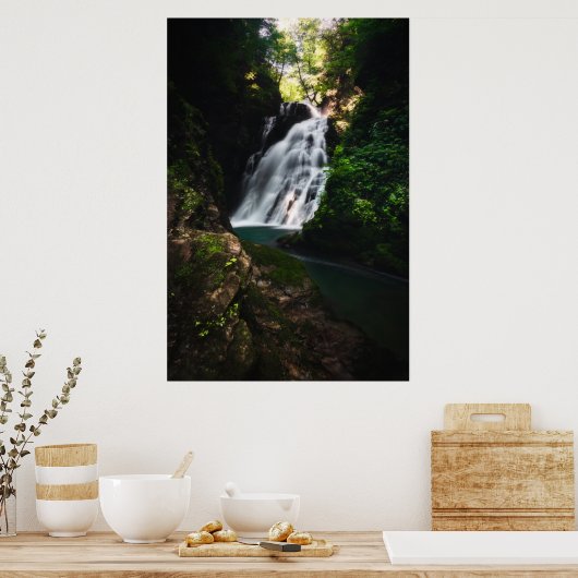 Atemberaubender Wasserfall Šum im zauberhaften Wal Poster (Küche)