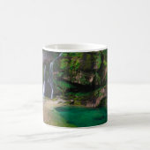 Atemberaubender Wasserfall Virje, Slowenien Poster Kaffeetasse (Mittel)
