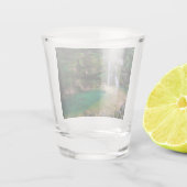 Atemberaubender Wasserfall Virje, Slowenien Poster Schnapsglas (Rückseite)