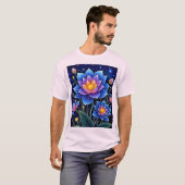 Atemberaubendes Design kosmischer Blumenträume T-Shirt (Vorne ganz)